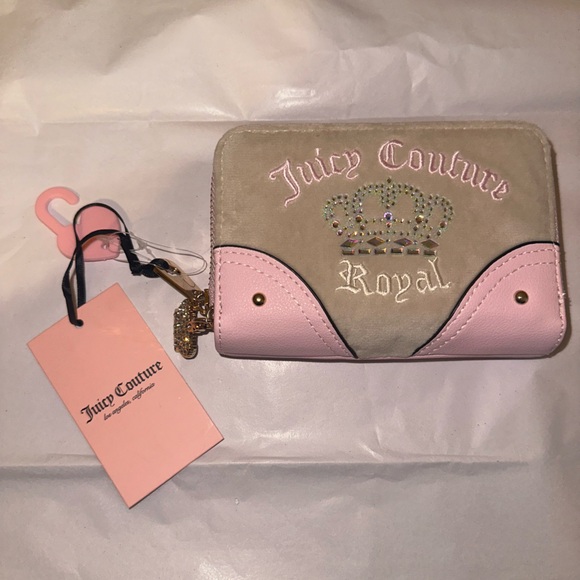 Juicy Couture Handbags - Juicy Couture Light Pink Wallet